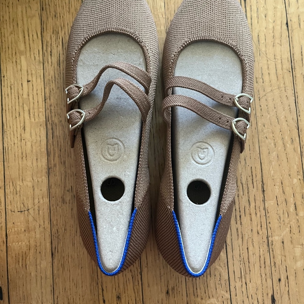 Double Buckle Mary Jane in Java Chip (size 6)